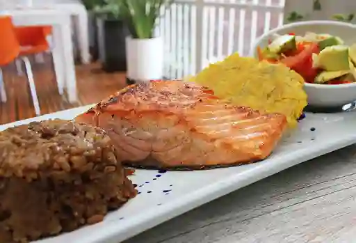 Salmón a la Plancha