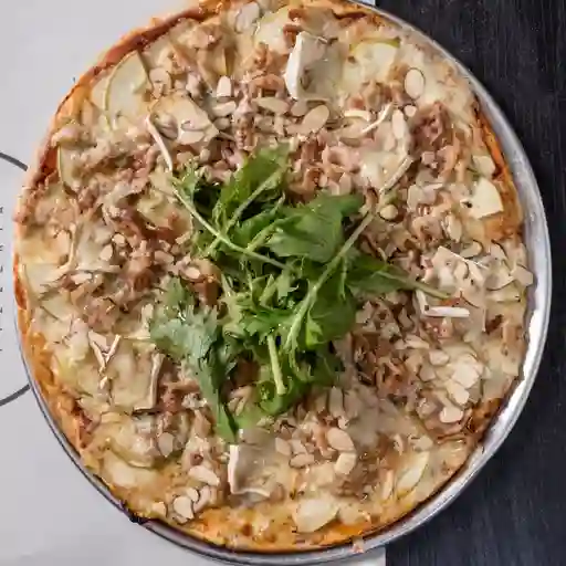 Pizza Grande Manzanas y Queso Azul