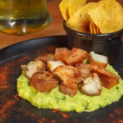 Chicharrones y Guacamole