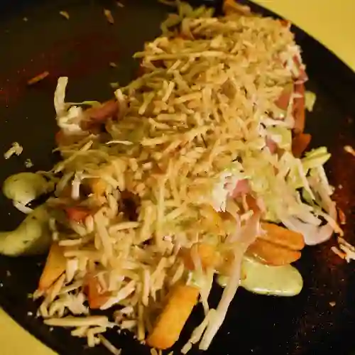 Salchipapa Sencilla Dogeritos