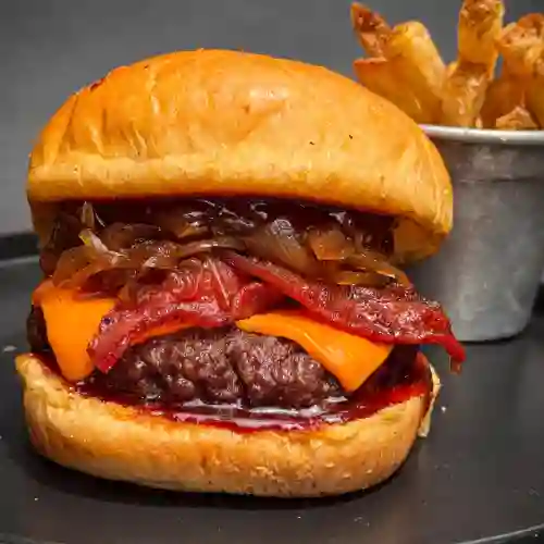 Hamburguesa Cheese And Bacon + Gaseosa