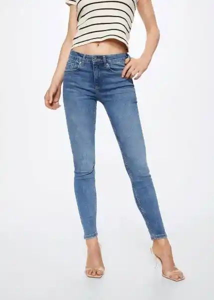 Jeans Pushup Tejano Medio Talla 46 Mujer Mango