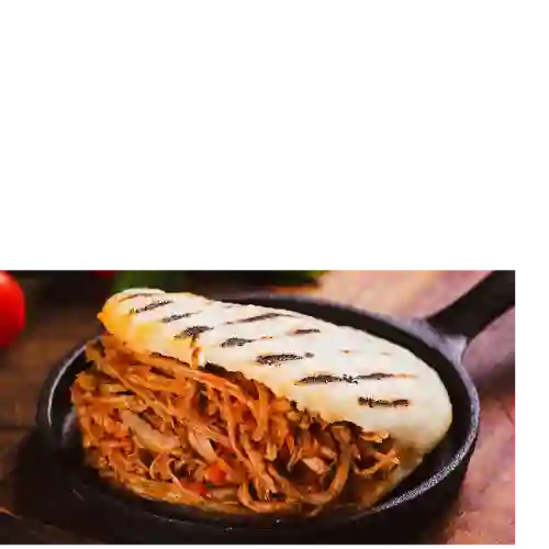 Arepa Carne Desmechada