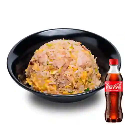 Combo Yakimeshi Vegetal + Coca Cola Original 400 ml