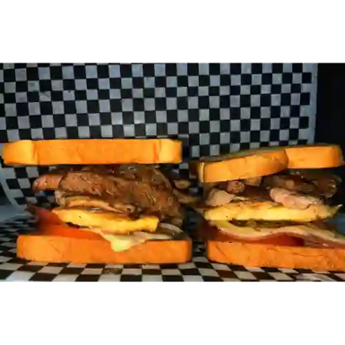 Combo 2 Sándwich Full Carne+papas+bebida