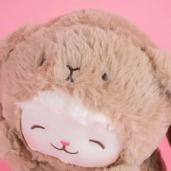 Peluche Lamb Baa Con Disfraz de Conejito 10In Mini Family Miniso