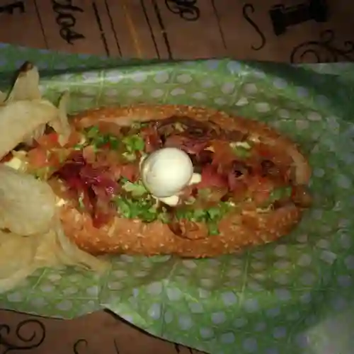 Local Dog con Papas