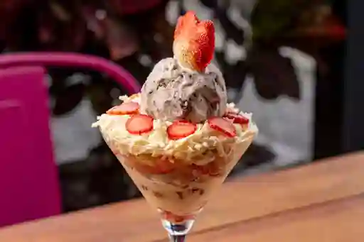 Fresas con Crema con Helado