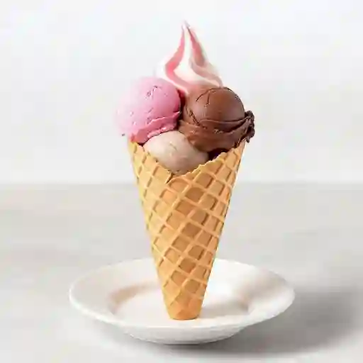 Cono con 2 Bolas Exclusivas