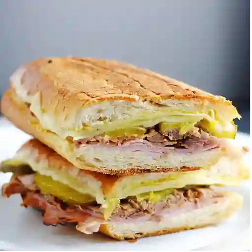 Sandwiches cubano