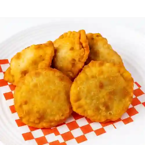 Combo 10 Enpanaditas de Pollo + Gaseosa