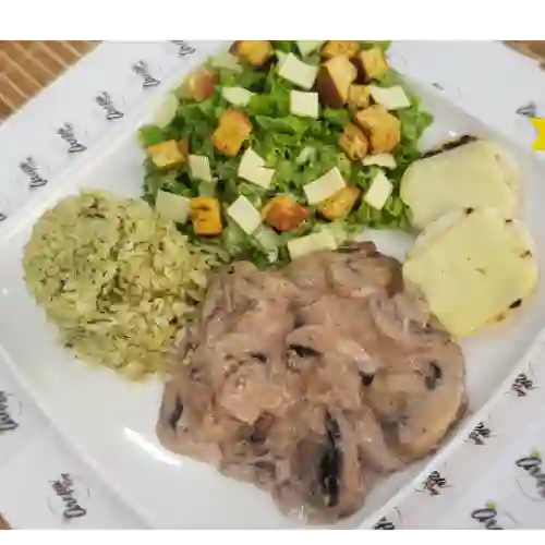 Carne de Res con Champiñones