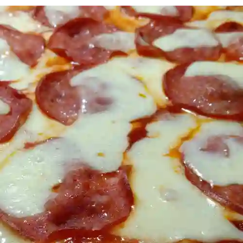 Pizza Peppeoni