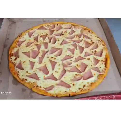 Pizza Clásica 8 y 6 Porciones