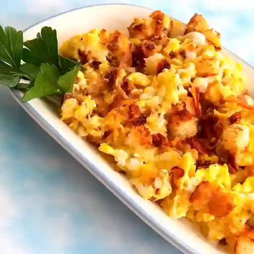 Huevos Revueltos con Tocineta Ahumada