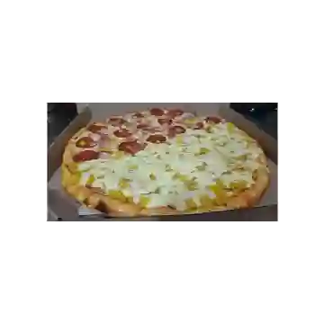 Pizzas Clásicas 10 y 8 Porciones