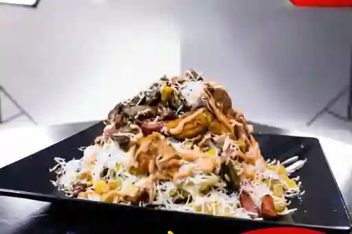 Salchipapa Reina Vallenata