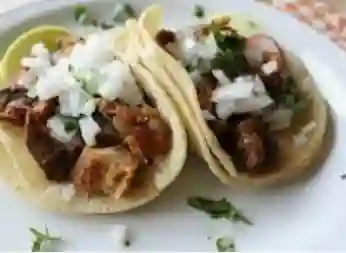 3 Tacos de chicharron