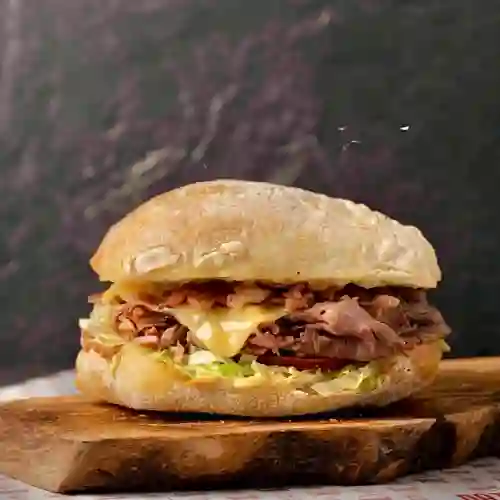Bati´s Tradicional con Queso y Tocineta