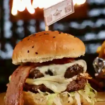 Hamburguesa Canibal.
