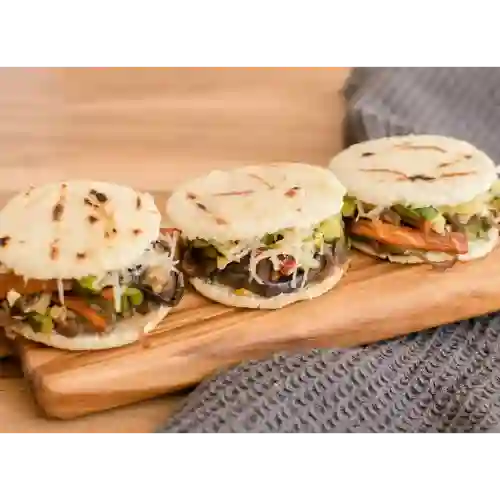 Combo 2x1 Arepa de Maiz Blanco Rellenas