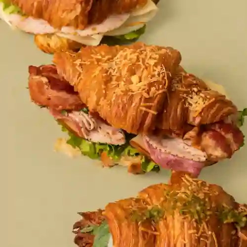 Sandwich de Pavo Tocineta con Bebida