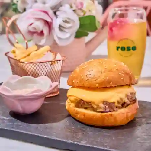 Rose Cheese Burger con Milky Oolong