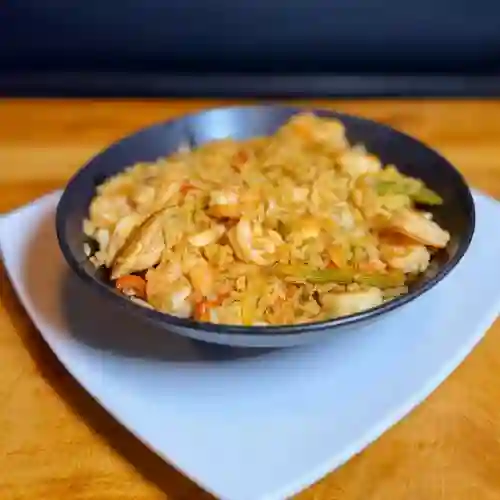 Arroz con Pollo y Camarones
