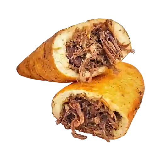 Empanada de Carne Desmechada.