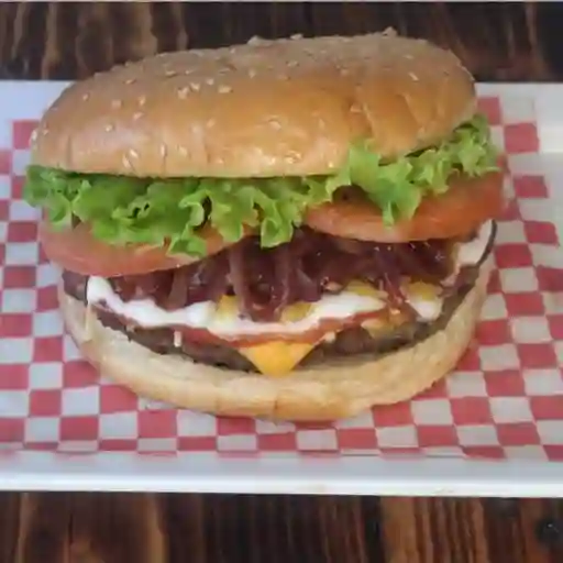 Hamburguesa maxi de cebolla caramelizada