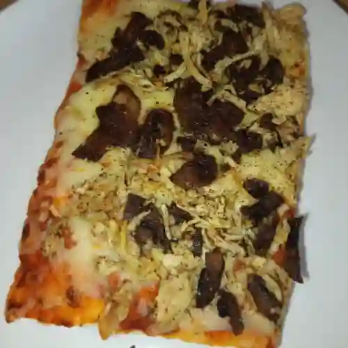 Pizza Personal Pollo con Champiñones