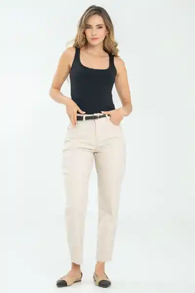 Pantalón Mom Cinco Bolsillos Color Beige Claro Talla 10 Ragged
