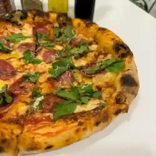 Pizza Salami Picante