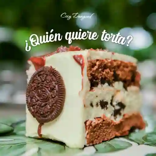 Porción de Torta con Galletas Oreo