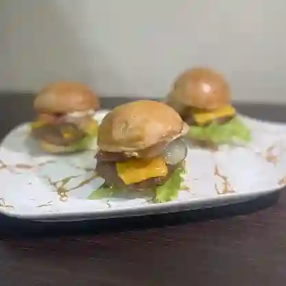 Combo 3 Hamburguesas + Papas