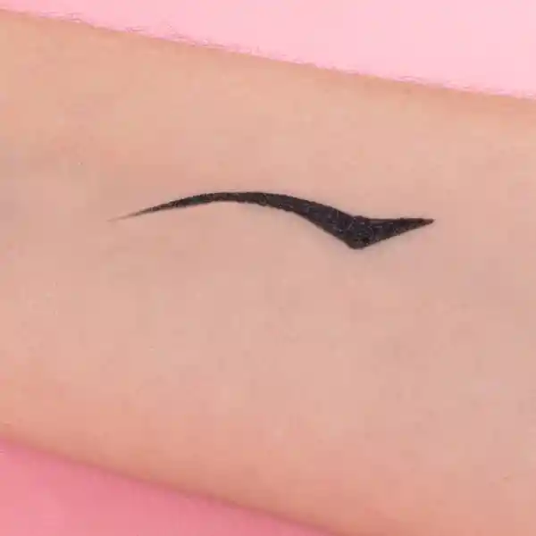 Delineador Ojos Doble Punta Serie Minimalist Wing Stamp Miniso