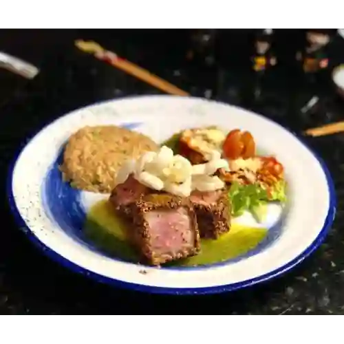 Steak Maguro Al Sésamo