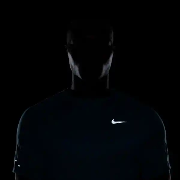 Nike Camiseta M Dfadv Stride Top Manga Corta Hombre Verde T. L