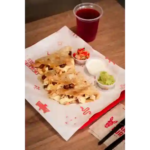 Quesadilla con Opción de Combo