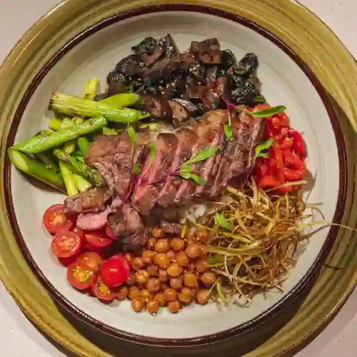 Carne con Vegetales Asados