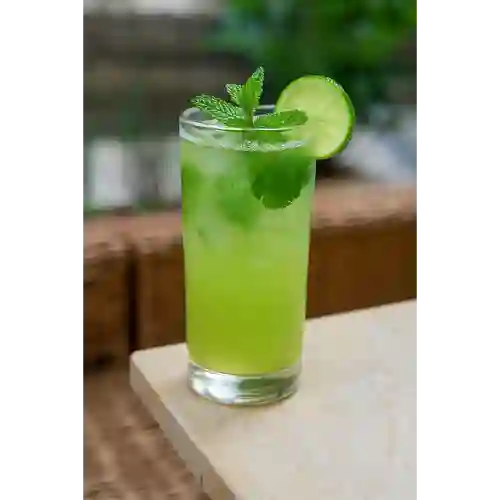 Limonada de Hierba Buena