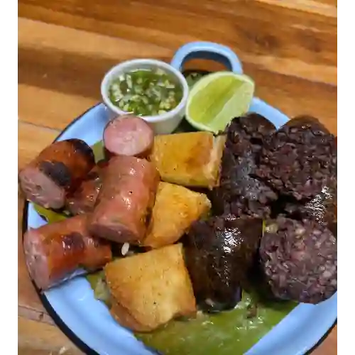 Chorizo y morcilla