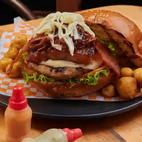 Hamburguesa la Chicharrona