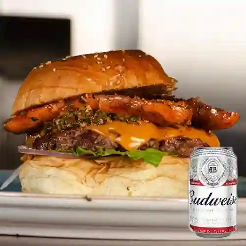Combo burger gaucha + cerveza budweiser
