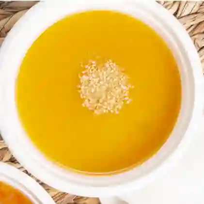 Sopa de Zanahoria con Maní.