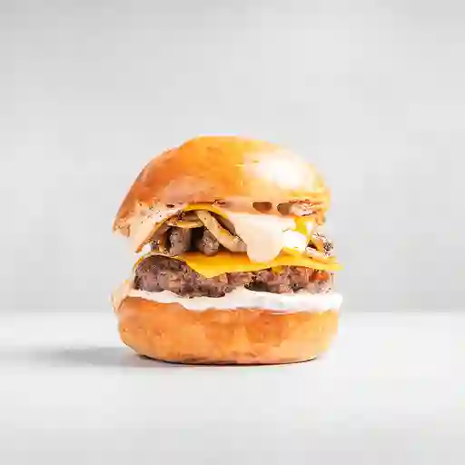 Burger philly americana (incluye papas)