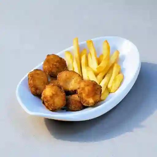 Nuggets con Papas Fritas