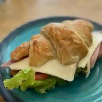 Sándwich de Jamón y Queso