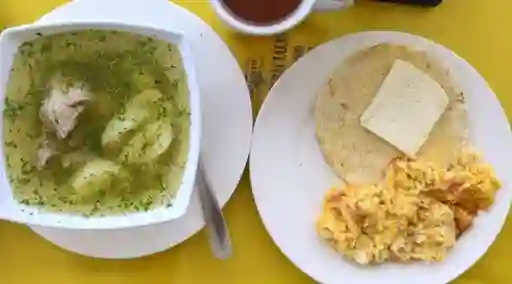 Caldo de Costilla
