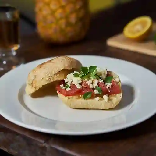 Caprese sandwich